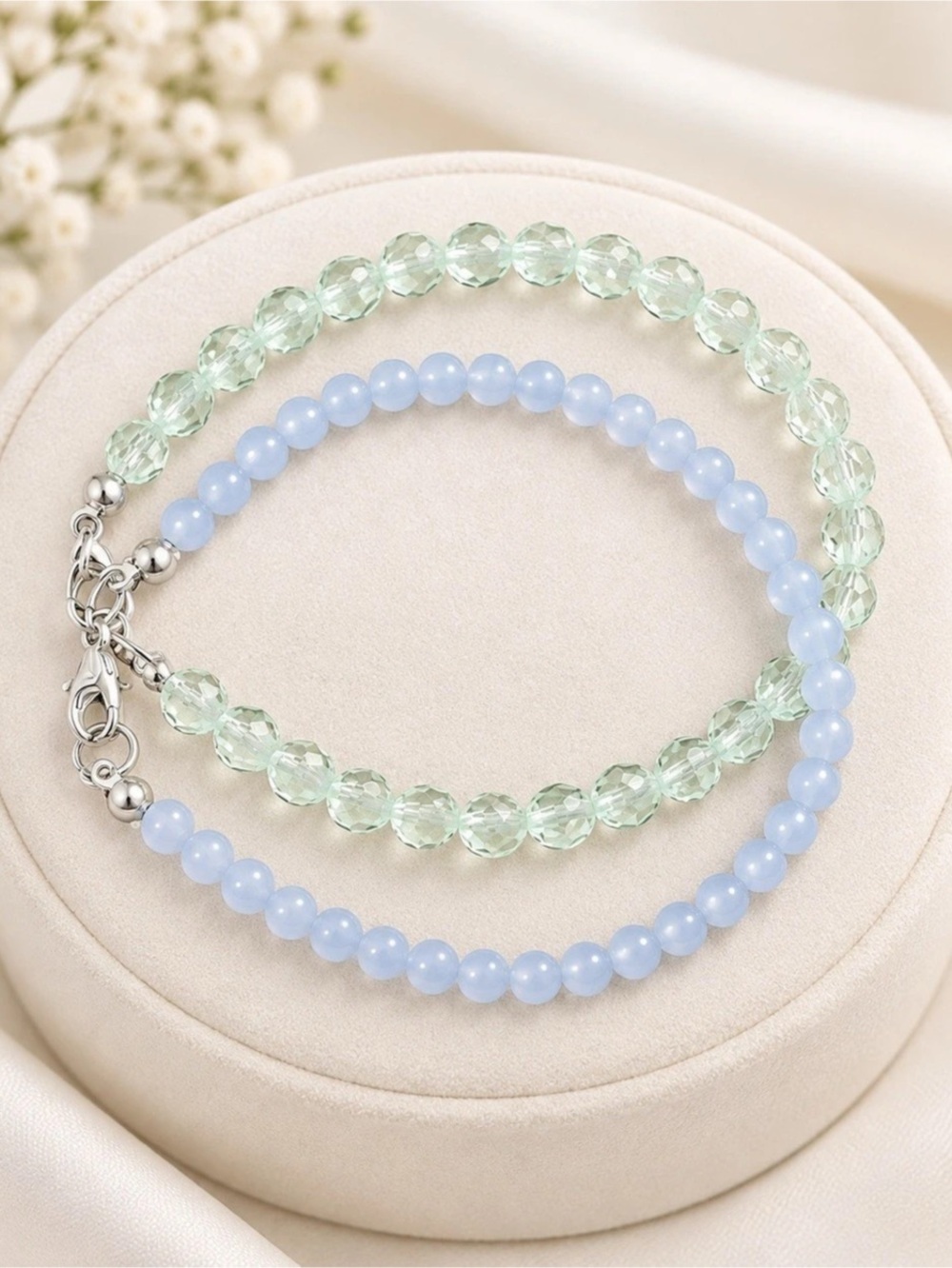 Beaded Necklace in Blue & Green Like New